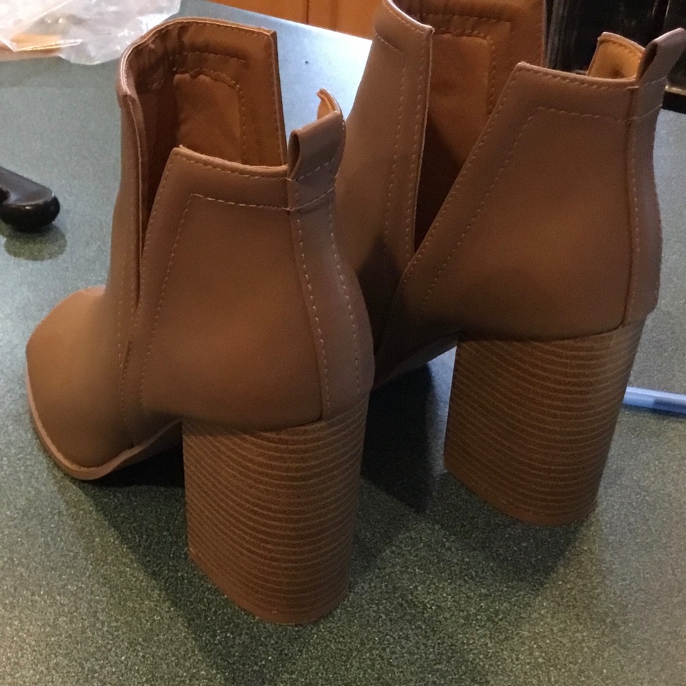 Pink LilyToeless booties